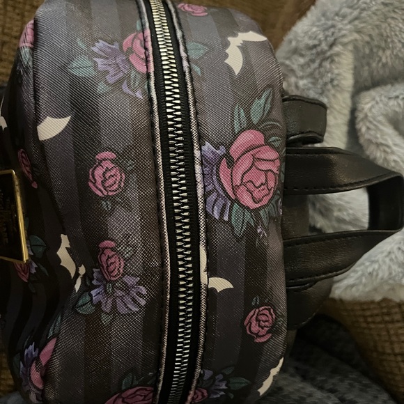 Disney Loungefly The Nightmare Before Christmas - Picture 8 of 9